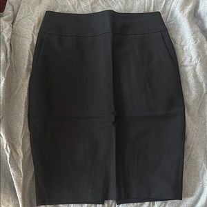 Elegant Black Pencil Skirt
